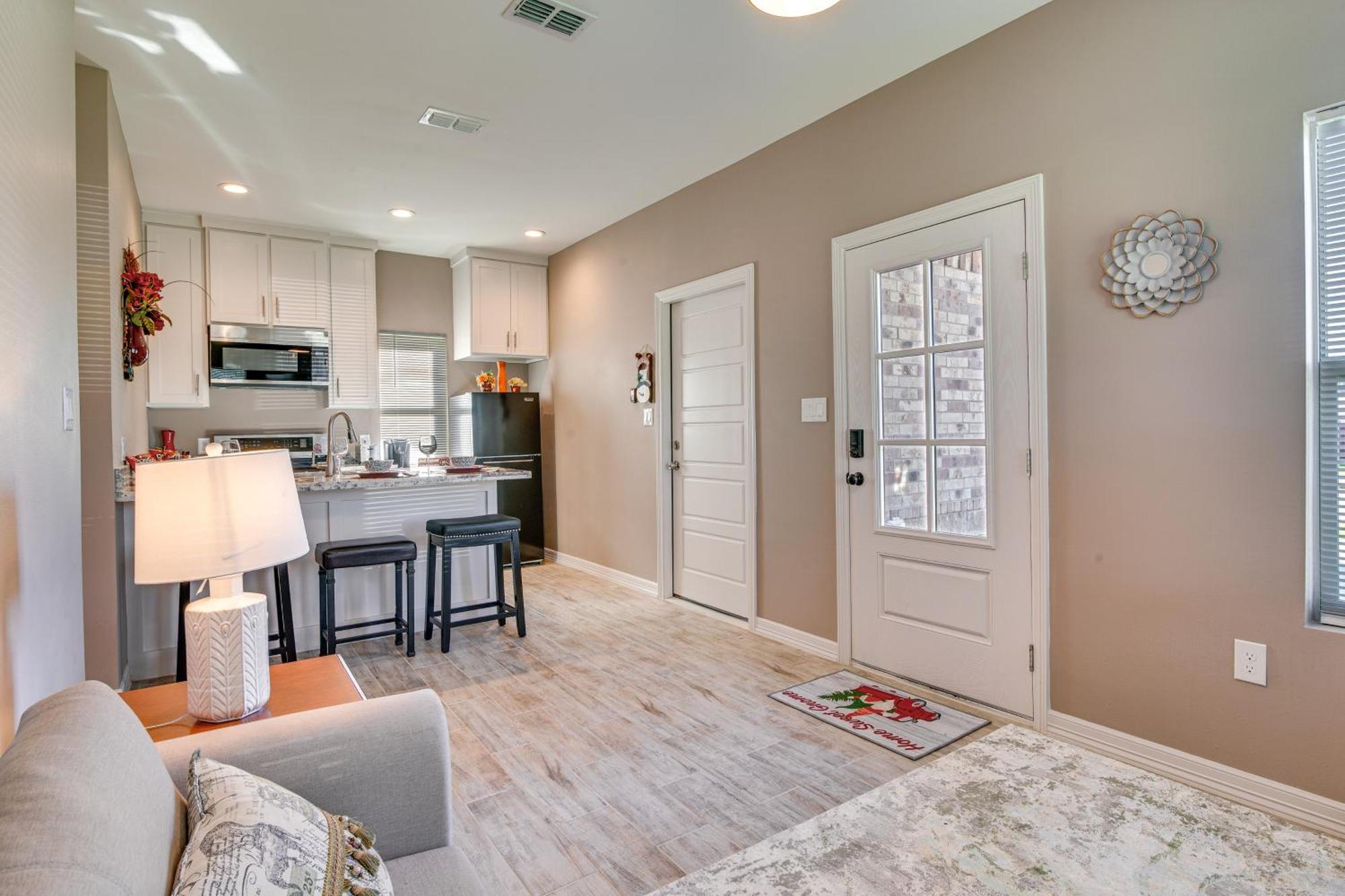 Pet-Friendly Brownsville Apartment With Yard! Eksteriør billede