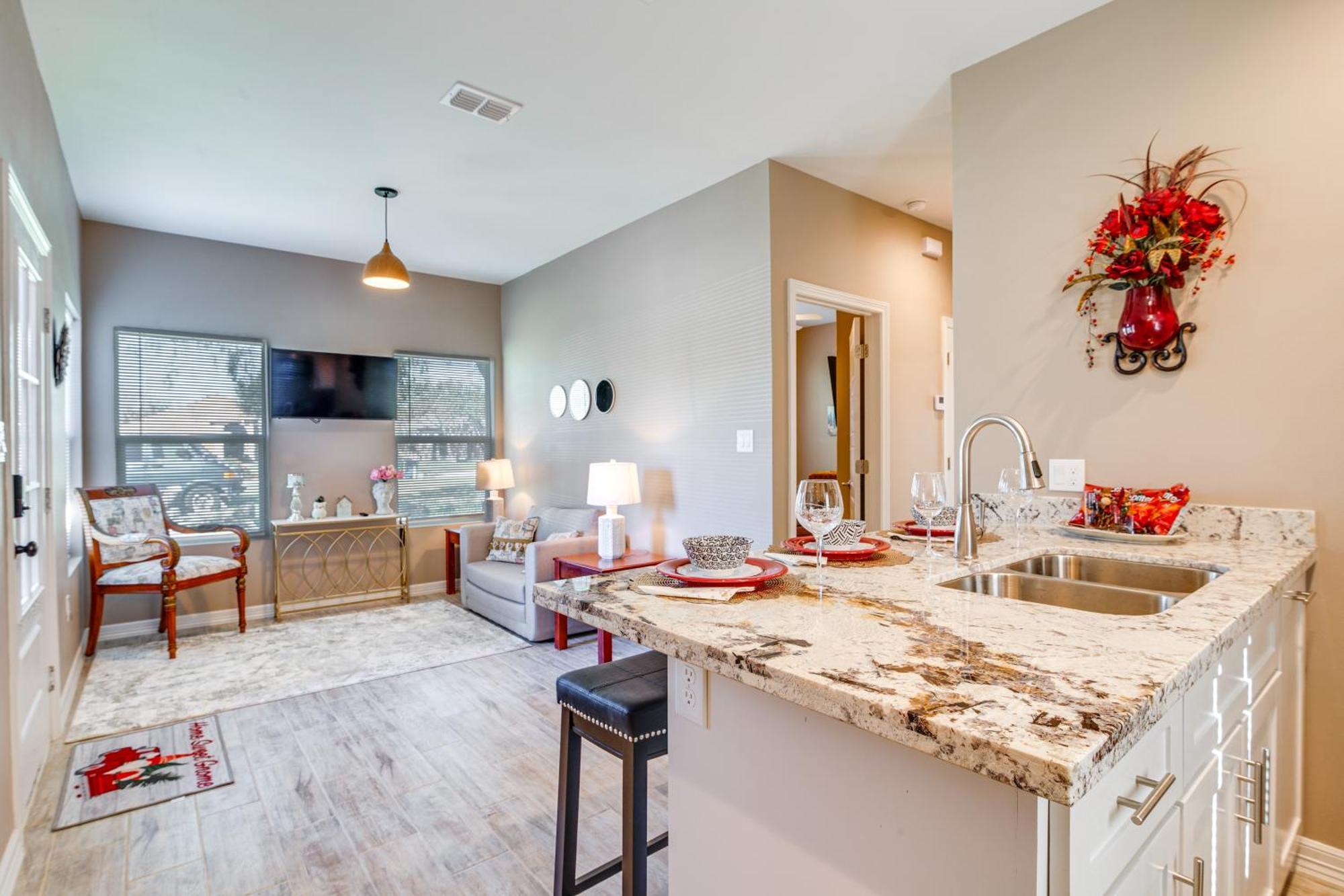 Pet-Friendly Brownsville Apartment With Yard! Eksteriør billede
