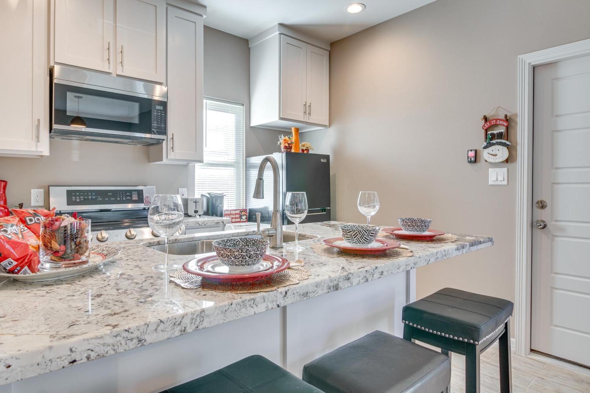 Pet-Friendly Brownsville Apartment With Yard! Eksteriør billede
